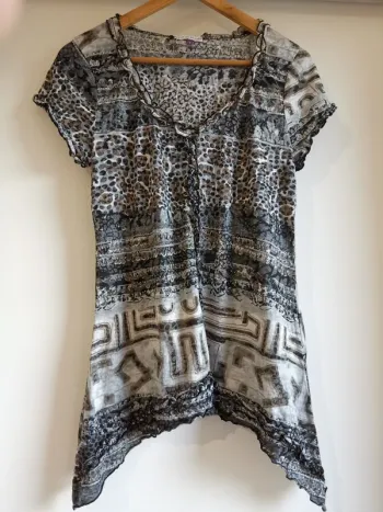 T-shirt à motifs