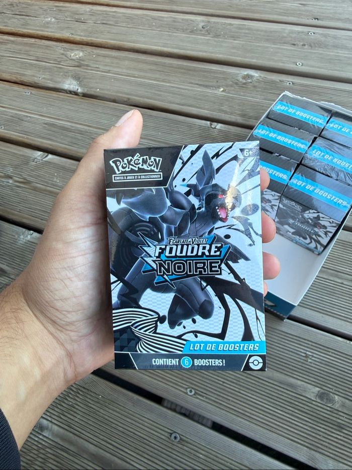 Lot de 7 bundle Pokémon ev10.5 foudre noire - photo numéro 2