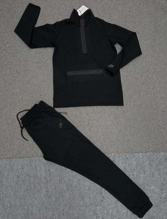 Nike tech - photo numéro 3