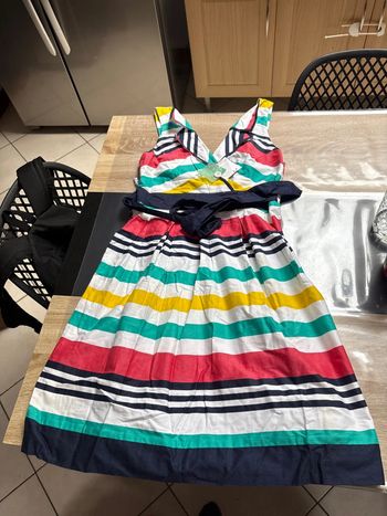 Robe neuve taille 40