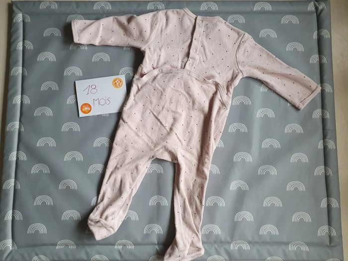 Lot pyjamas 18 mois - photo numéro 3