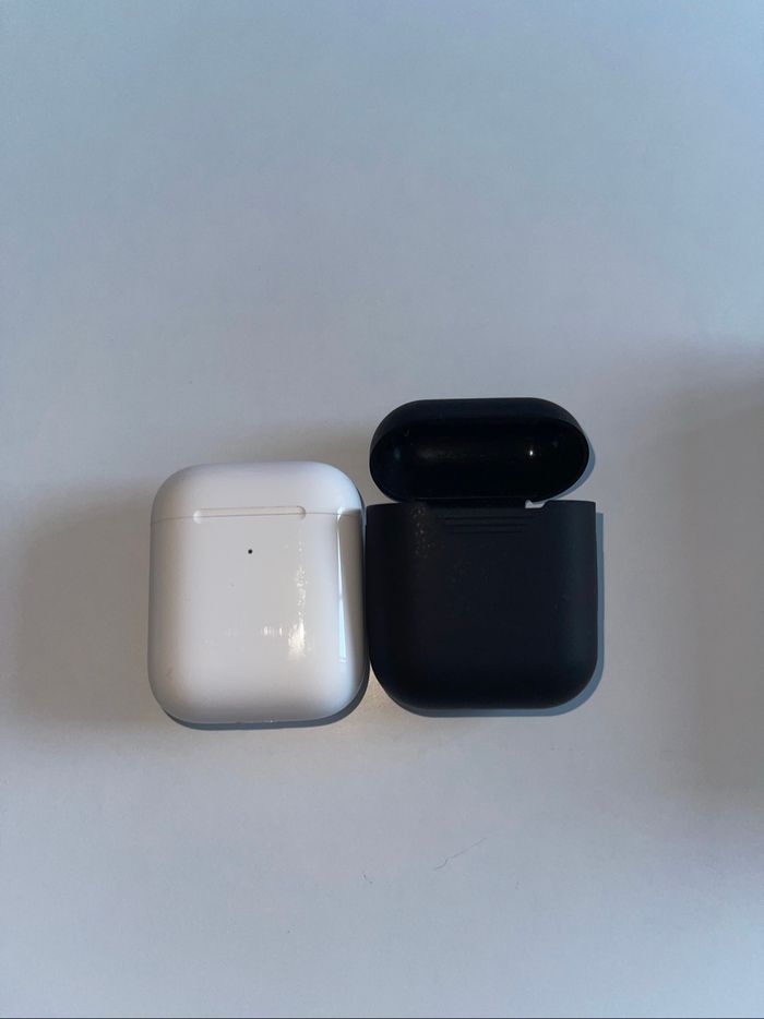 AirPods 2 - photo numéro 2
