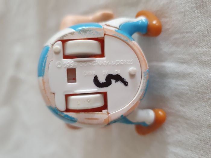 Lot de 3 figurines Astérix et Obélix quick Kinder - photo numéro 10