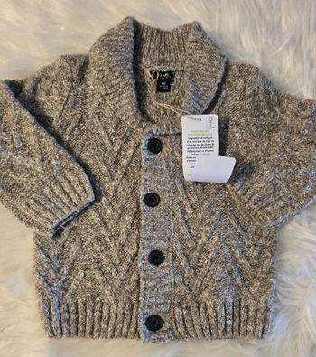 Neuf (non porté) 🏷💙🤩 gilet 6mois garçon 🤩💙