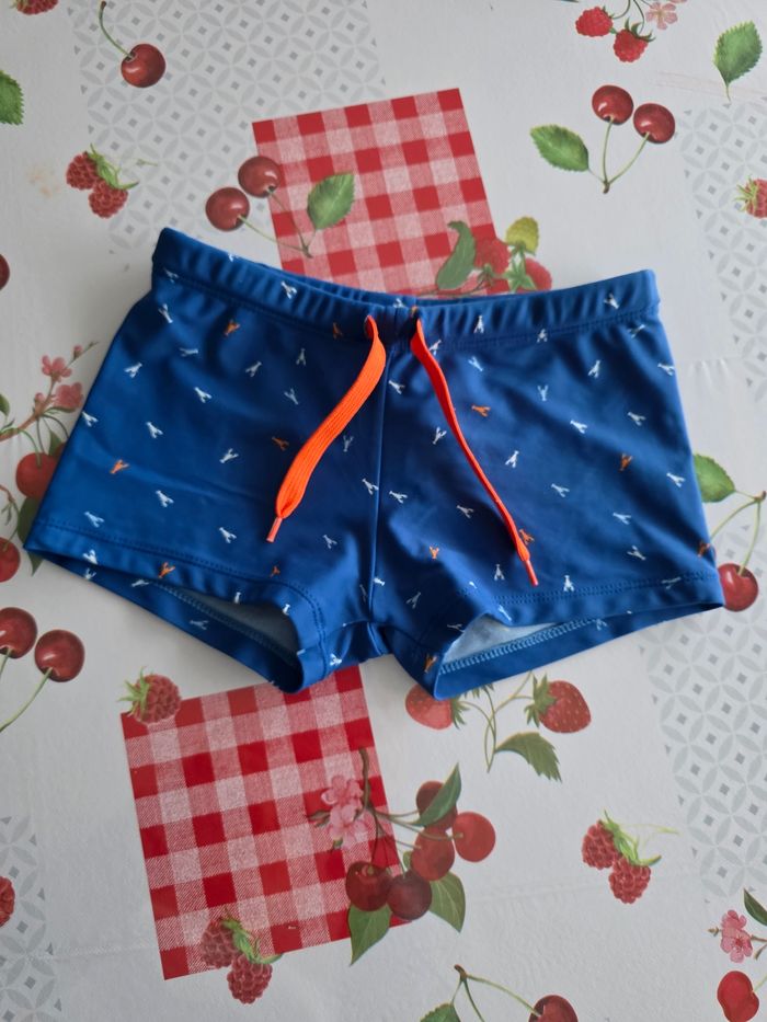 MAILLOT BAIN GARÇON 👦 BLEU ROI MOTIFS HOMARD 🦞🦞 TAILLE 8ANS MARQUE GÉMO - photo numéro 2
