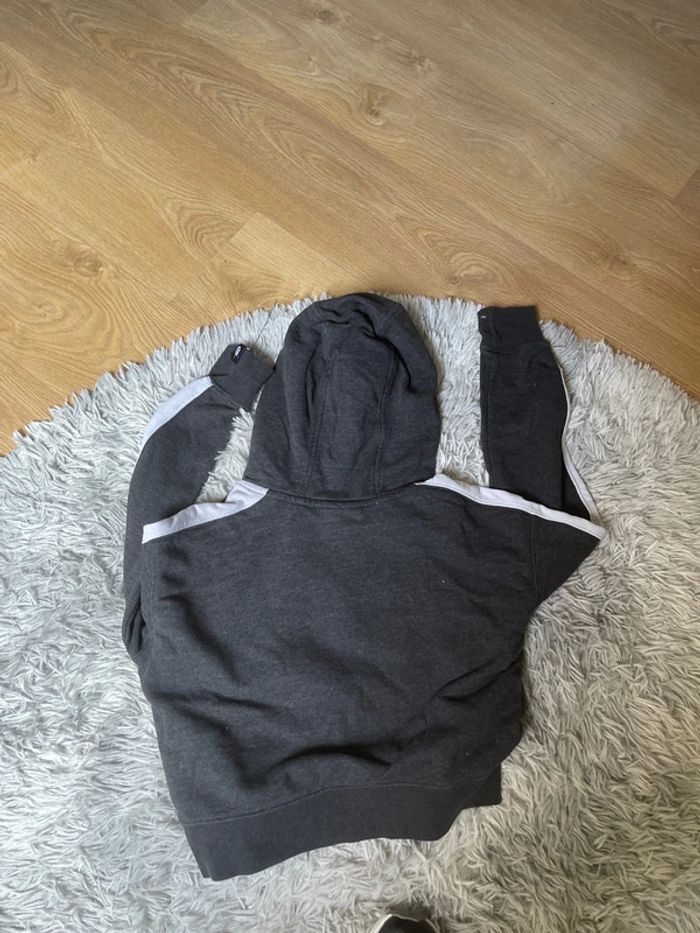 Sweat Nike 13 ans - photo numéro 4