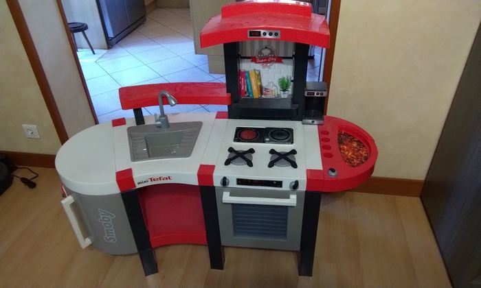 Cuisinière Smoby petit chef et gros lot de dinette - photo numéro 2
