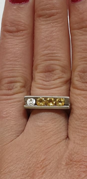 Tres jolie bague argent massif taille 55/56 pierre jaune citrine