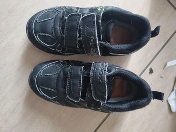 Basket noir geox pointure 28