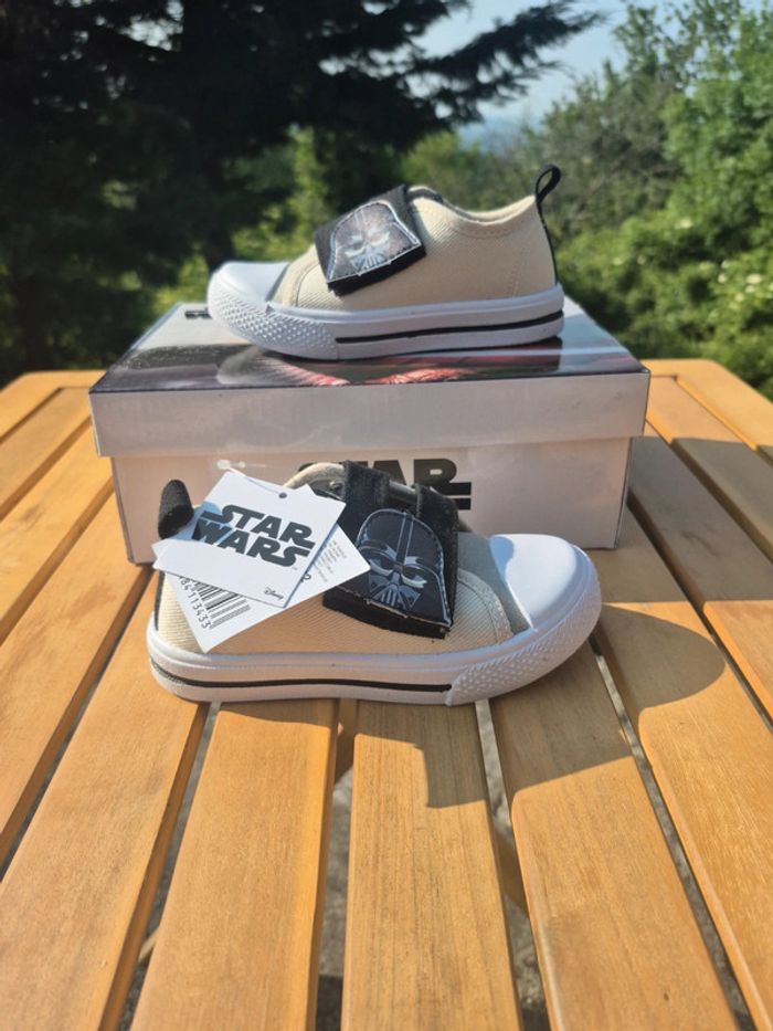 Basket Star Wars taille 27