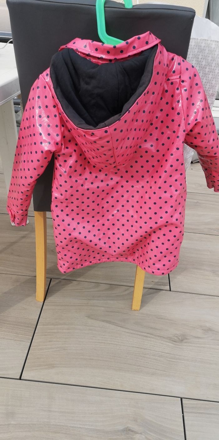 Veste imperméable taille 4 ans - photo numéro 4
