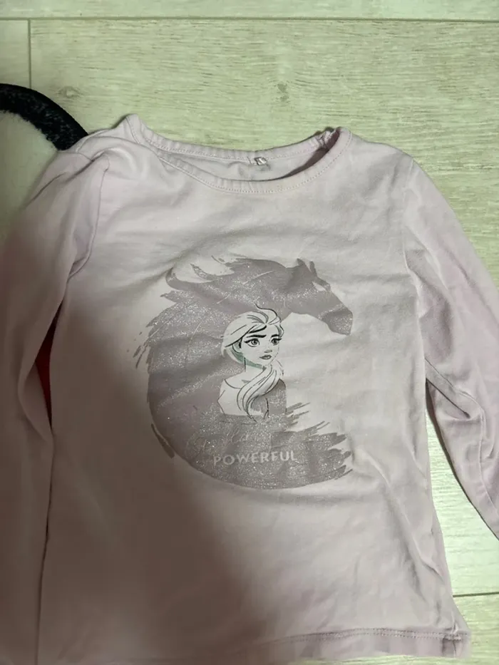 T shirt manche longue rose reine des neiges 4 ans - photo numéro 2