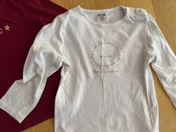 Lot 2 t-shirts 24 mois Kiabi - photo numéro 2