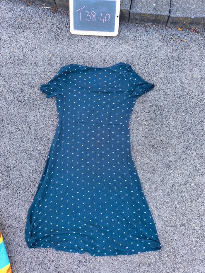 Robe légère taille 38-40 en très bon état - photo numéro 3