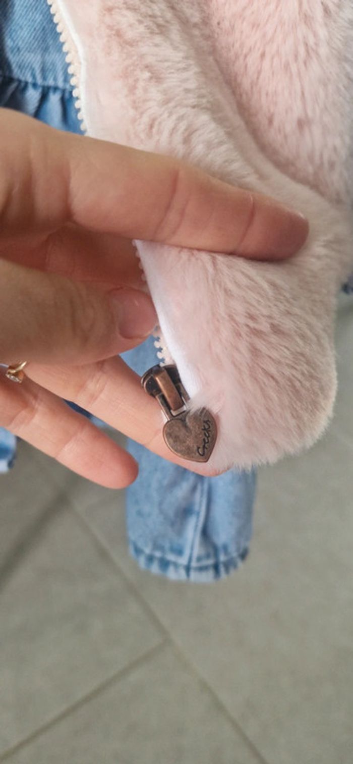 Robe en jean + gilet rose - photo numéro 3