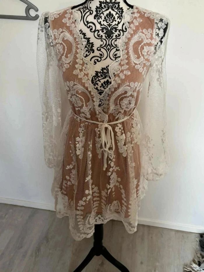 Robe courte en dentelle blanche 36 - photo numéro 4
