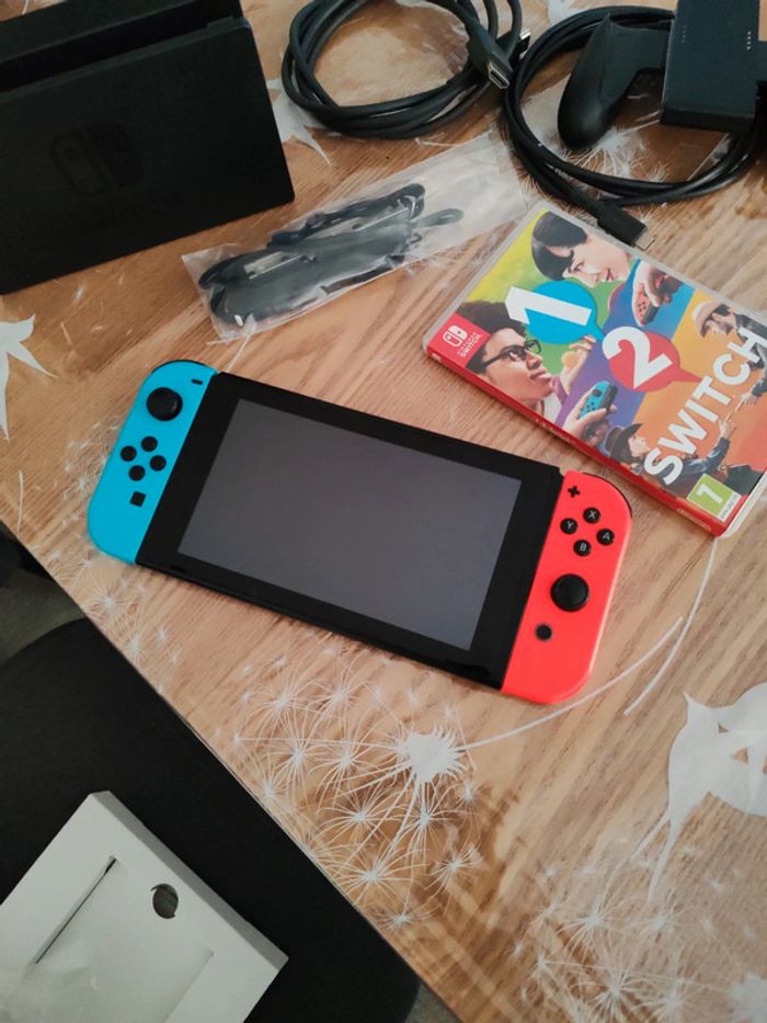 Nintendo Switch+ jeu - photo numéro 3