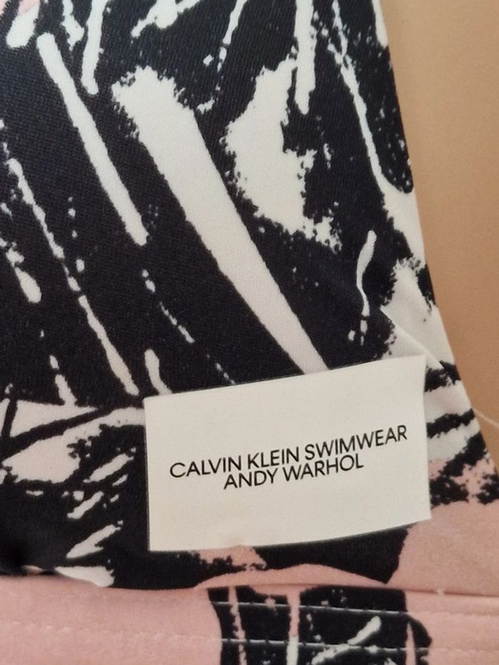Haut de maillot de bain Calvin Klein xs - photo numéro 5