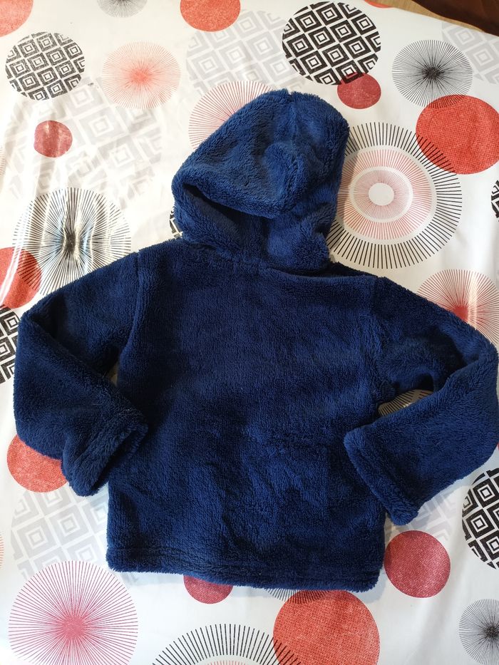 Veste poilue comme Neuve taille 3 ans - photo numéro 4