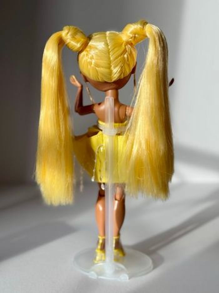 Sunny Rainbow High - photo numéro 5