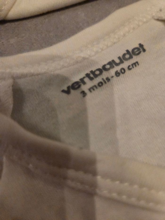 Lot de 4 bodies vertbaudet 3mois - photo numéro 7