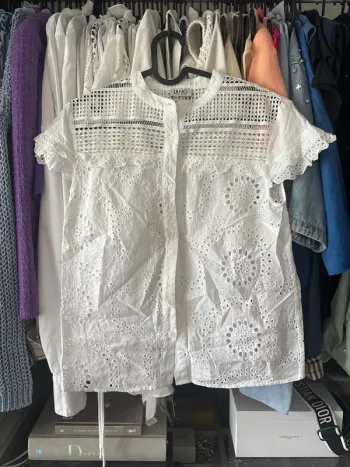 Chemise brodée