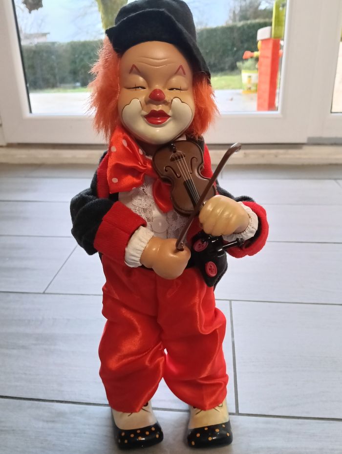 Gros lot de poupées en porcelaine - photo numéro 2