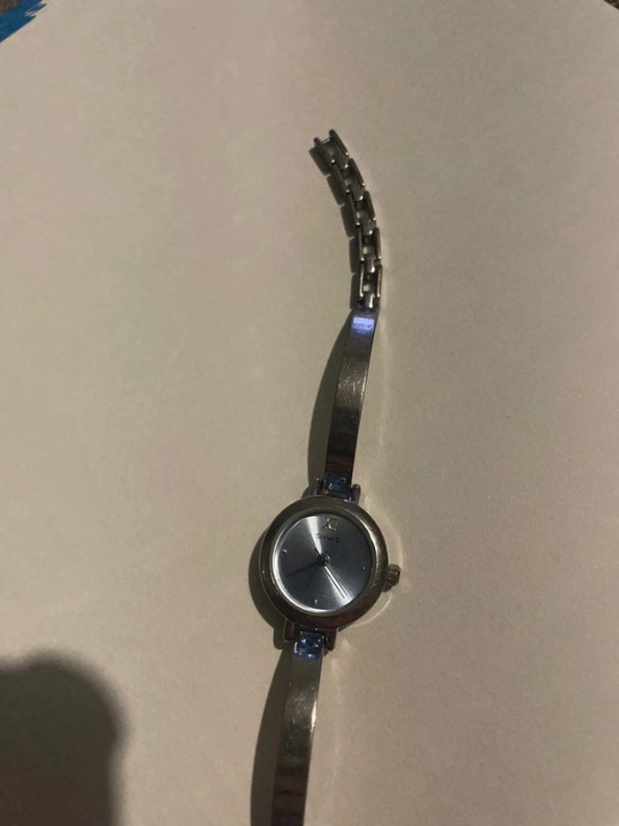 Montre élégante - photo numéro 3