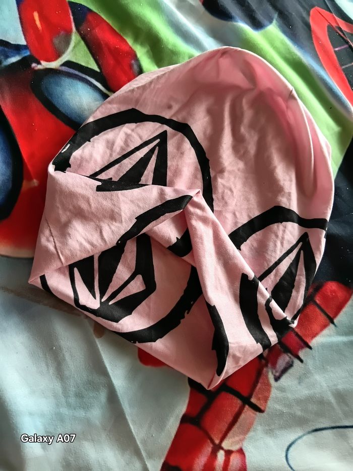 Bonnet volcom - photo numéro 3