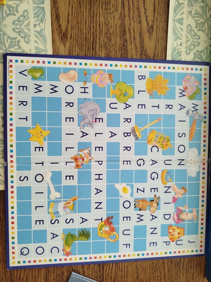 Scrabble junior 2 jeux pour évoluer - photo numéro 4