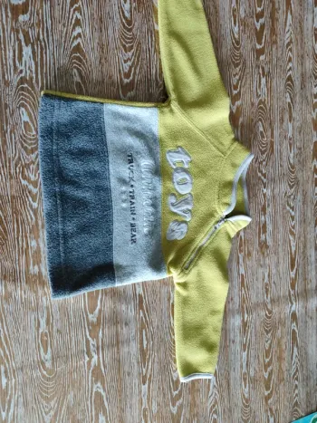 🍁 sweat polaire taille 6 Mois 🍁