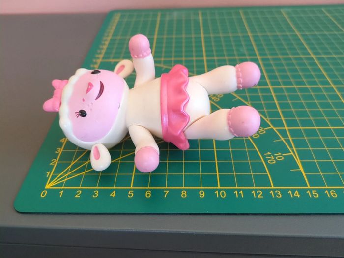 figurine docteur la peluche Disney - photo numéro 3