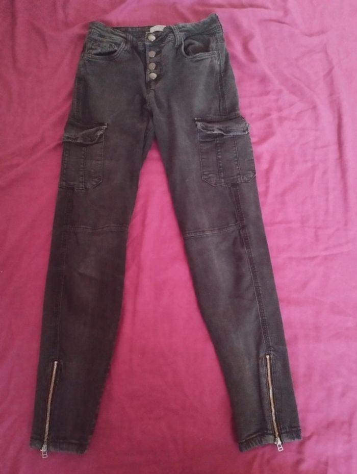 Pantalon cargo taille 36
