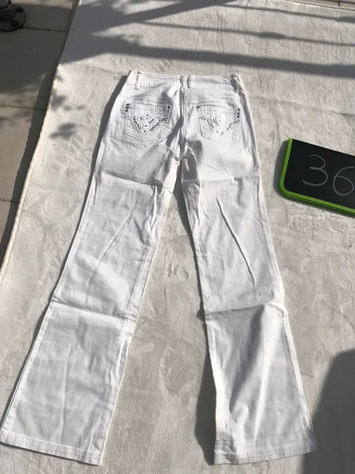 Très beau pantalon jeans t 36 - photo numéro 6