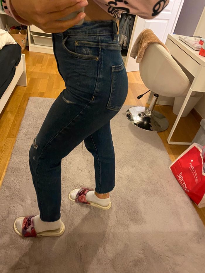 Jean mom bleu taille haute trouée stradivarius 36 - photo numéro 5