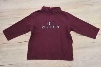 Tee-shirt manches longues à col roulé bordeaux, Gémo, 18 mois.