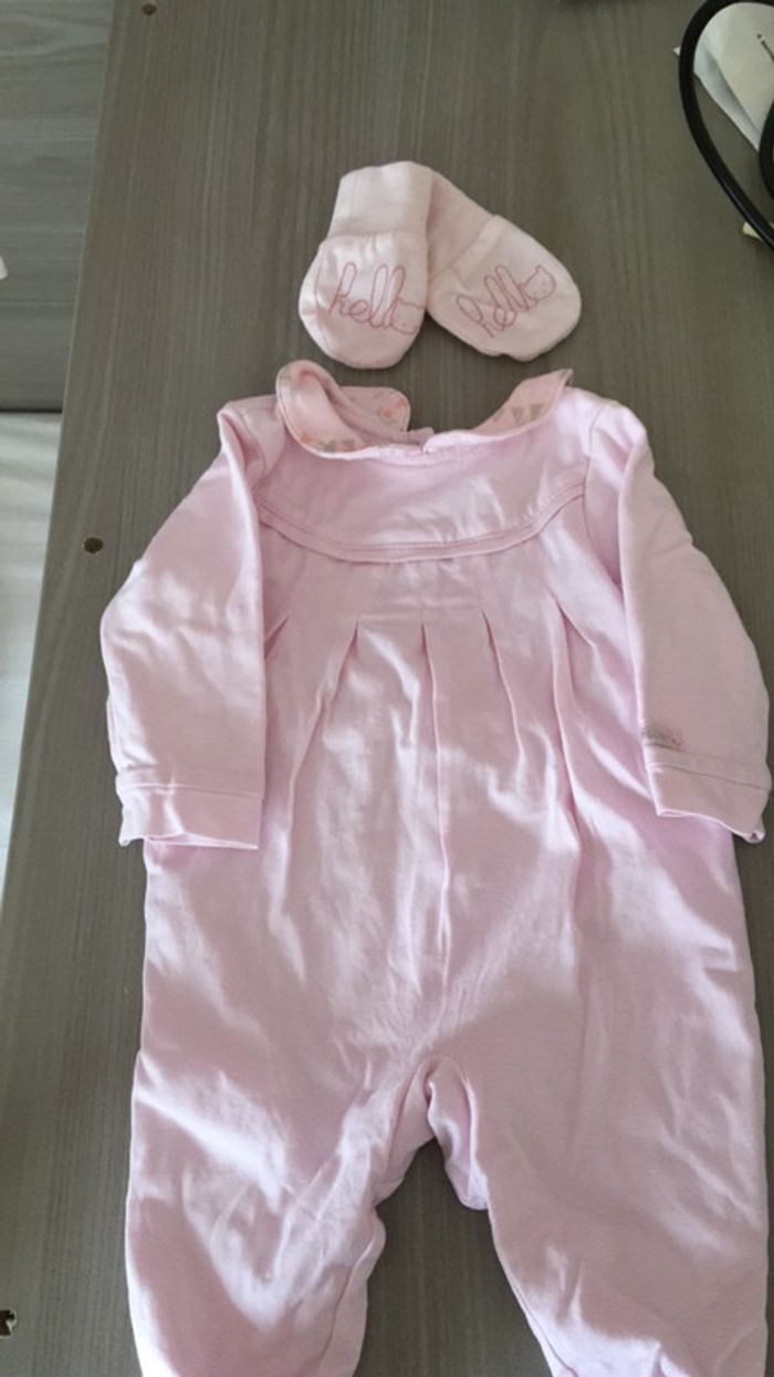 Pyjama 3 pommes neuf jamais porté