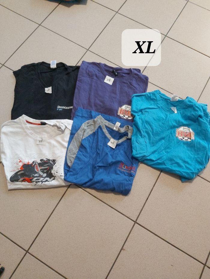 Lot de vêtements
