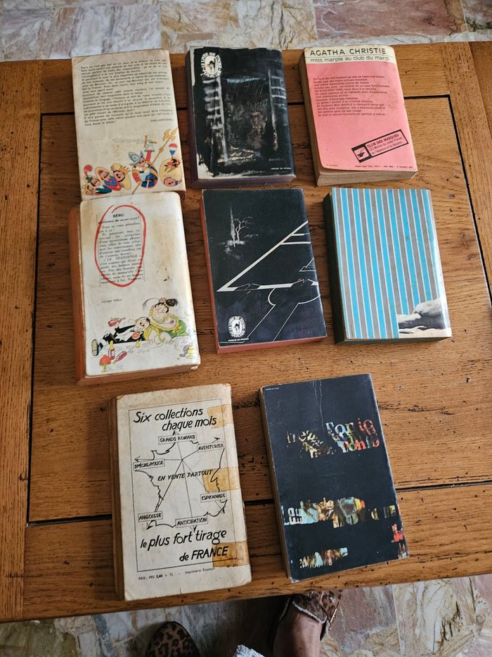 8 livres 📚 romans policiers vintage - photo numéro 2