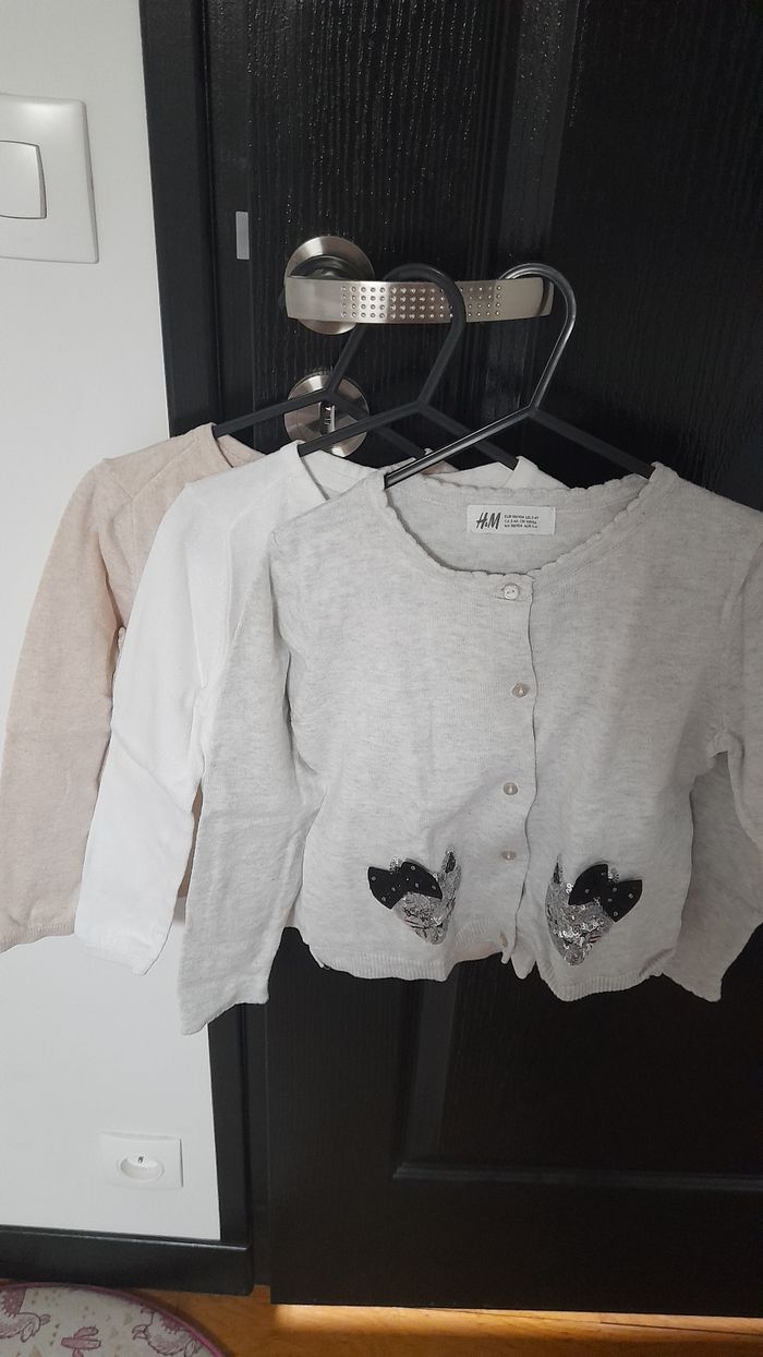 Lot gilets fille 4ans