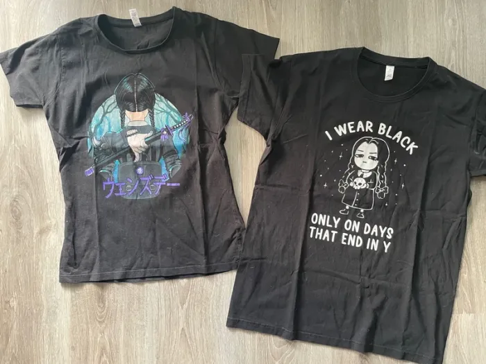 Lot de t-shirts femme/ ado taille S et M - photo numéro 2