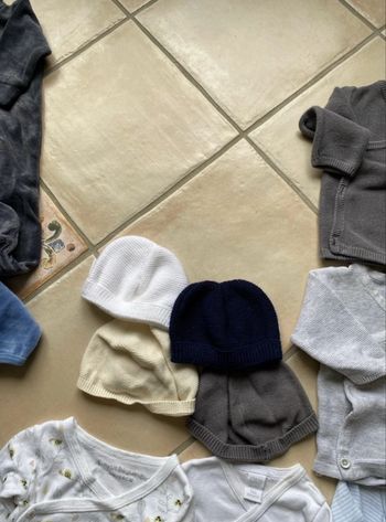 Lot vêtements bébé 1mois