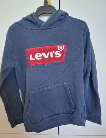 Sweat levis 6ans