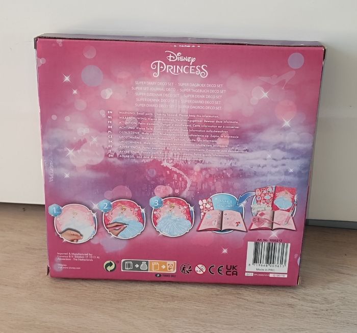 Kit cahier  déco princesse Disney Diamond Painting neuf jamais ouvert - photo numéro 2