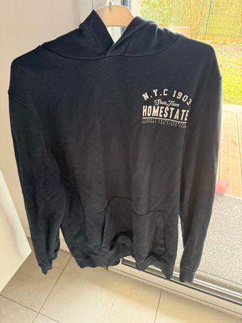 Pull à capuche 