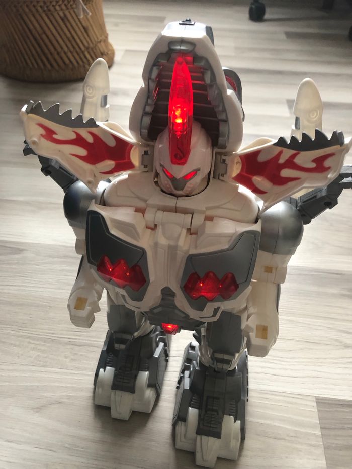 Robot transformeur - photo numéro 4