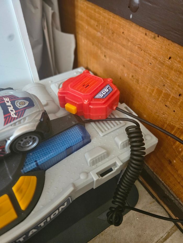 Caserne de pompiers avec gendarme et ambulance - photo numéro 4