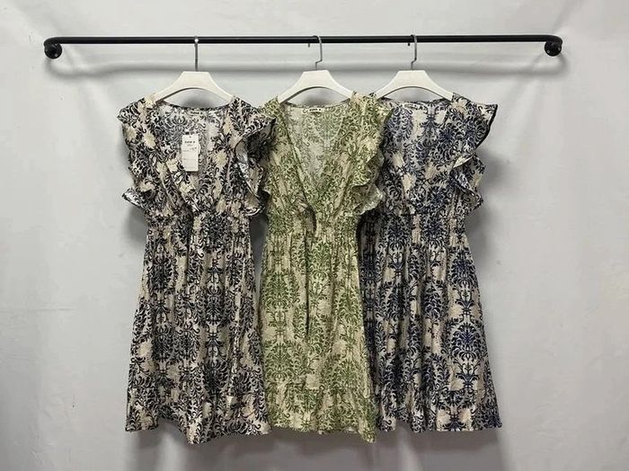 Robe élégante neuve taille unique - photo numéro 2