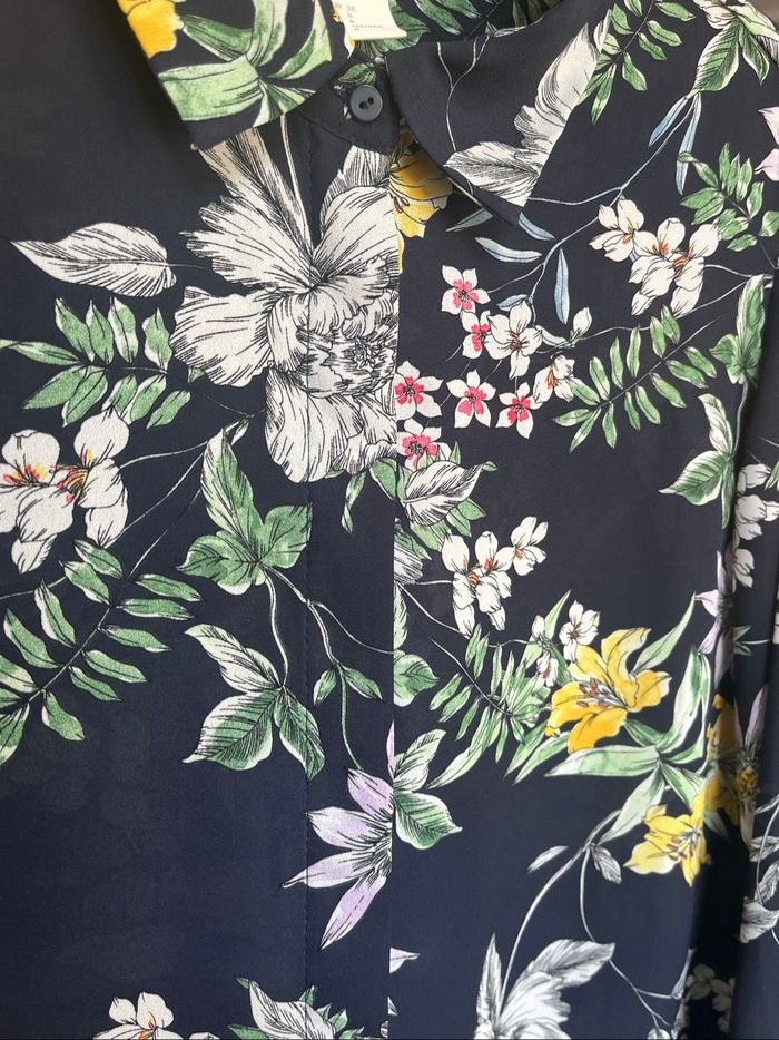 Chemise fleuri H&M taille 38 - photo numéro 3