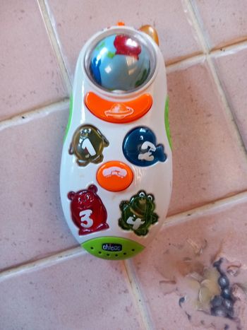 🎅téléphone musical Chicco